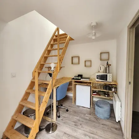 Bed and breakfast Chambre-studio Avec Mezzanine *